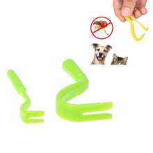Load image into Gallery viewer, 2 PCS Pet Catcher Flea Clipper Animal Deworming Pull Hard Tick Extractor Cats and Dogs Lice Scavenging Flea Hook, 2 PCS Green, 2 PCS Yellow, 2 PCS Blue
