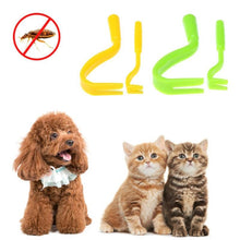 Load image into Gallery viewer, 2 PCS Pet Catcher Flea Clipper Animal Deworming Pull Hard Tick Extractor Cats and Dogs Lice Scavenging Flea Hook, 2 PCS Green, 2 PCS Yellow, 2 PCS Blue