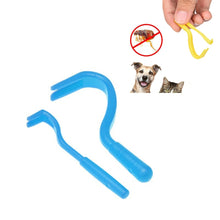 Load image into Gallery viewer, 2 PCS Pet Catcher Flea Clipper Animal Deworming Pull Hard Tick Extractor Cats and Dogs Lice Scavenging Flea Hook, 2 PCS Green, 2 PCS Yellow, 2 PCS Blue