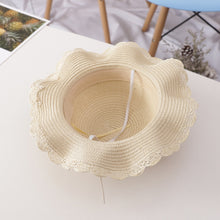 Load image into Gallery viewer, Girls Summer Breathable Straw Braided Floral Shape Border Beach Sun Hat + Small Satchel Set