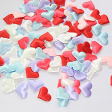 Load image into Gallery viewer, 100pcs / Pack 3.5cm Wedding Supplies Love Hand Throw Flower Wedding Room Decoration Simulation Fake Petals