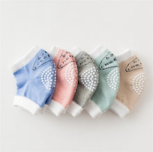 Load image into Gallery viewer, Babys Non-slip Kneecap Cotton Knee Pad Baby Crawling Knee Pads