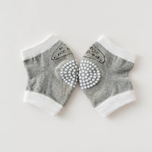 Load image into Gallery viewer, Babys Non-slip Kneecap Cotton Knee Pad Baby Crawling Knee Pads