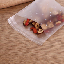 Load image into Gallery viewer, 100pcs / Pack Plastic Transparent Cellophane Bags Polka Dot Candy Cookie Gift Bag with DIY Self Adhesive Pouch Celofan Bags for Party, 5.5x5.5cm, 7x7cm, 8x10cm, 10x10cm, 10x15cm
