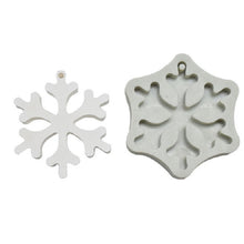 Load image into Gallery viewer, DIY Baking Christmas Series Modeling Fondant Silicone Mold, Christmas Leaves, Christmas Snowflake, Christmas Round Snowflake Shape, Christmas Tree