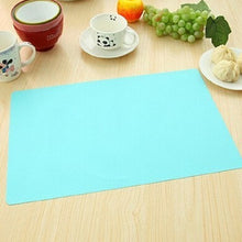 Load image into Gallery viewer, 4 PCS / Set Environmentally Friendly Waterproof Washable Antibacterial Antifouling Refrigerator Mat, Transparent White, Transparent Green, Transparent Pink, Transparent Blue, Blue, Green, Pink