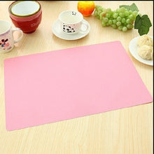 Load image into Gallery viewer, 4 PCS / Set Environmentally Friendly Waterproof Washable Antibacterial Antifouling Refrigerator Mat, Transparent White, Transparent Green, Transparent Pink, Transparent Blue, Blue, Green, Pink