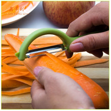 Load image into Gallery viewer, 4个一卖 Stainless Steel Round Handle Peeler Sugar Cane Scraper  Fruit Plane, 4 PCS Apple Peeler Knife (Dark Gery), 4 PCS Apple Peeler Knife (Green), 4 PCS Apple Peeler Knife (White), 4 PCS Apple Peeler Knife (Light Gery), 4 PCS Apple Peeler Knife (Black) ...