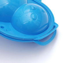 Load image into Gallery viewer, Winter Thickening Snow Tool Simulation 3D Snowman Model Children Toys Random Color Delivery