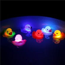 Load image into Gallery viewer, 2 PCS LED Water Induction Light Duck Baby Bath Toys, Random Color Delivery