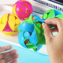 Load image into Gallery viewer, Creative Hand Throwing Color Changing Ball Transformation Telescopic Deformation Ball Magic Props Educational Children Toys, Magic Ball