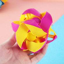 Load image into Gallery viewer, Creative Hand Throwing Color Changing Ball Transformation Telescopic Deformation Ball Magic Props Educational Children Toys, Magic Ball