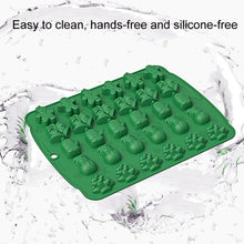 Load image into Gallery viewer, Christmas Supplies Drop Glue Mold Cake Barbecue Baking Tool, Green, Red, Chocolate