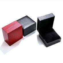 Load image into Gallery viewer, PU Leather Watch Box Custom-made High-end flip Watch Box Jewelry Gift Packaging, Red inner white plastic box, Black inner black plastic box, Black inner white plastic box