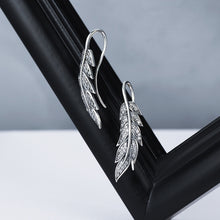 Load image into Gallery viewer, Diamond Leaf Silver Earrings Female S925 Sterling Silver Earrings, SCE215