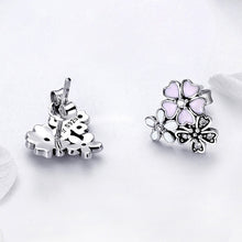 Load image into Gallery viewer, Daisy Flower Sterling Silver Earrings Temperament Female Earrings, SCE400