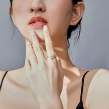 Load image into Gallery viewer, 925 Sterling Silver Ring Plane Zircon Open White Gold Plated Ring, SCR623