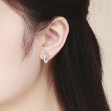 Load image into Gallery viewer, Cat Earrings S925 Sterling Silver Simple Personality Earrings Ladies Earrings, SCE450