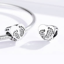 Load image into Gallery viewer, Heart-shaped Footprint Beaded S925 Sterling Silver Loose Beads DIY Bracelet Silver Beads, SCC1395