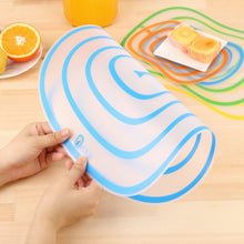 Load image into Gallery viewer, 6 PCS Kitchen Chopping Blocks Flexible Transparent PP Cutting Boards, S(20x14.8cm), M(30.5x23.5cm), L(42x31.5cm)