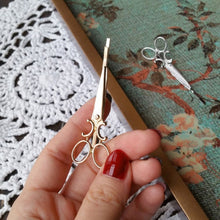 Load image into Gallery viewer, 2 PCS simple hair ornaments personalized hair clips ornaments retro word folder headdress