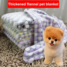 Load image into Gallery viewer, Soft Flannel Pet Blanket Dots Printed Breathable Bed Mat Warm Pet Sleeping Cushion Cover for Pet Dog Cat, S, M, L