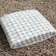 Load image into Gallery viewer, Soft Flannel Pet Blanket Dots Printed Breathable Bed Mat Warm Pet Sleeping Cushion Cover for Pet Dog Cat, S, M, L