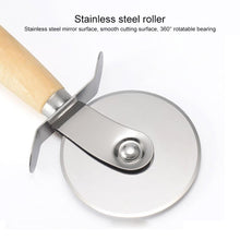 Load image into Gallery viewer, Stainless Steel Pizza Hob Pizza Wheel Knife And Cake Knife, Pizza Cutter 2