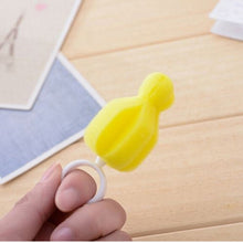 Load image into Gallery viewer, 5 PCS 360 Degree Rotating Sponge yellow Baby Nipple Brush Babies Teat Cleaning Feeding Bottle Brushes Infant Pacifier Cleaner, Bottle Brushes