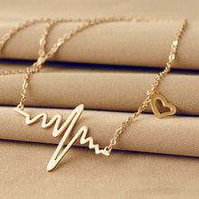 Load image into Gallery viewer, Necklace Love Shaped Titanium Steel Heartbeat Lockbone Chain Heart Pendant Necklace Female Retro Necklace Jewelry Accessorie, Gold, Silver