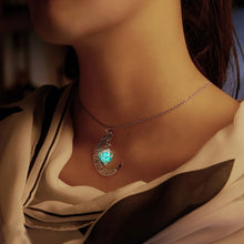 Load image into Gallery viewer, Women Moon Glowing Luminous Gem Charm Necklace Jewelry