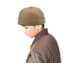 Load image into Gallery viewer, G12788 Iron Mark Street Melon Skullcap Retro Flanged Landlord Hat without Eaves