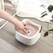 Load image into Gallery viewer, Pet Floating Drinking Bowl Without Wet Mouth Bowl Splash-Proof Drinking Bowl Pet Drinker