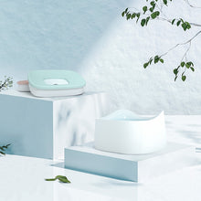 Load image into Gallery viewer, Pet Floating Drinking Bowl Without Wet Mouth Bowl Splash-Proof Drinking Bowl Pet Drinker