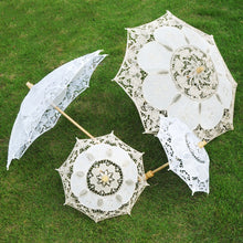 Load image into Gallery viewer, Wedding Bridal Lace Umbrella Shooting Props Wedding Supplies, Length 26cm/ Diameter 29cm, Length 43/Diameter 45cm