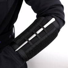 Load image into Gallery viewer, Sponge Cleaning Makeup Brush Makeup Artist Special Dry Cleaning Tools Cleaning Straps Arm Straps