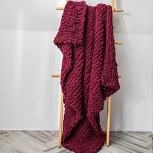 Load image into Gallery viewer, Handmade Thick Wool Knitted Blanket Sofa Chenille Stick Knitted Blanket, 80 x 100 CM, 130 x 160 CM