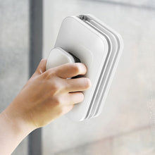 Load image into Gallery viewer, Magnetic Glass Wiper Double-Sided Magnetic Window Wiper High-Level Insulating Glass Cleaner, Specification: Rectangle 3-10mm, Rectangle 3-10mm, Rectangle 8-15mm, Rectangle 15-26mm, Rectangle 18-30mm, Rectangle 20-35mm, Rectangle 24-40mm