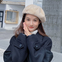 Load image into Gallery viewer, Autumn and Winter Beret Ladies Hats Plush Warmth Retro Painter Hat