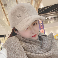 Load image into Gallery viewer, Women Autumn and Winter Thickened Rabbit Fur Plush Baseball Cap Curved Brim Warm Cap