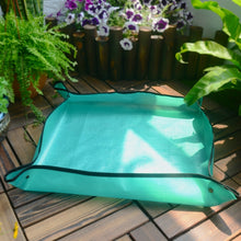 Load image into Gallery viewer, 68x68cm PE Home Gardening Planting Operation Mat Green Plant Changing Pot Mixing Soil Waterproof Flower Mat, 68x68cm