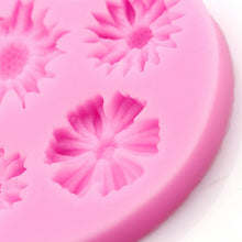 Load image into Gallery viewer, 2 PCS 3D Flower Silicone Molds Fondant Craft Cake Candy Chocolate Ice Pastry Baking Tool, 3D Flower Shape