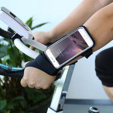 Load image into Gallery viewer, Running Sports Mobile Phone Wrist Bag, Specification:Under 5.5 inches