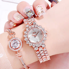 Load image into Gallery viewer, Gedi 52004 Ladies Quartz Diamond Bracelet Watch