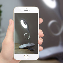 Load image into Gallery viewer, LED Table Lamp Bedroom Bedside Lamp Children Eye Protection Learning Lamp