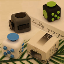 Load image into Gallery viewer, 3 PCS Decompression Cube Toy Adult Decompression Dice