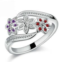 Load image into Gallery viewer, Tricolor Flower Fashion Color Tail Diamond Ring