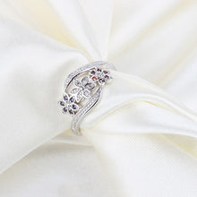 Load image into Gallery viewer, Tricolor Flower Fashion Color Tail Diamond Ring
