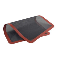 Load image into Gallery viewer, Hollow Non-Stick High Temperature Baking Mat Breathable Glass Fiber Baking Pan Mat, 40x30cm Straight Angle, 12 Lap 40x30cm Cut Angle, 18 Lap 40x30cm Straight Angle, 57x37cm Straight Angle