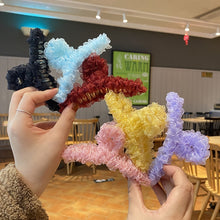 Load image into Gallery viewer, Resin Material Spring Hair Clip, Colour: 25 Yellow Net Yarn, 1 Transparent, 2 Green, 3 Light Coffee, 4 Creamy-white, 5 Dark Gray, 6 Pink, 7 Chestnut, 20 Black Net Yarn, 21 Pink Net Yarn, 22 Lake Blue Net Yarn, 23 Light Purple Net Yarn, 24 Red Net Yarn ...